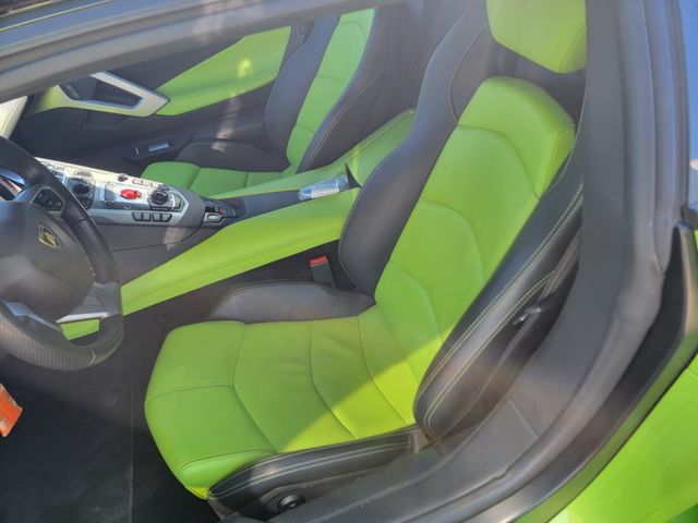 LAMBORGHINI AVENTADO 2014 Image 31