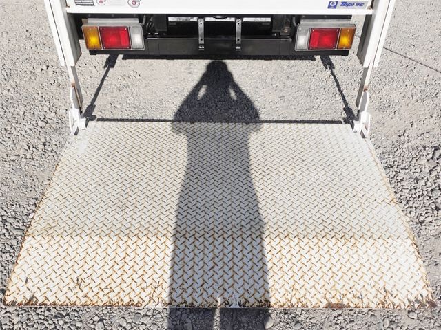 ISUZU ELF 2007 Image 31