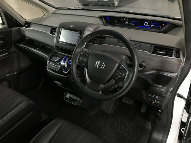 HONDA FREED HYBRID 2019 Image 31