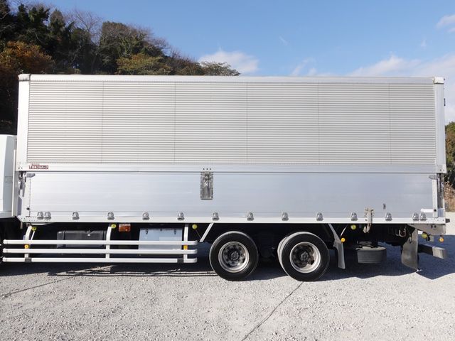 MITSUBISHI FUSOU FIGHTER 2007 Image 31