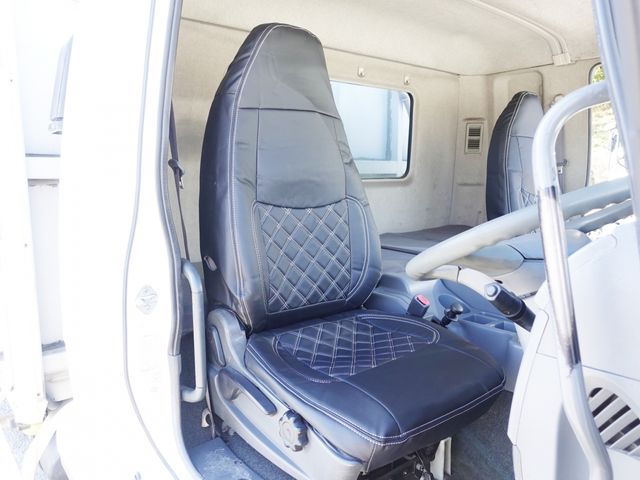 MITSUBISHI FUSOU FIGHTER 2007 Image 31