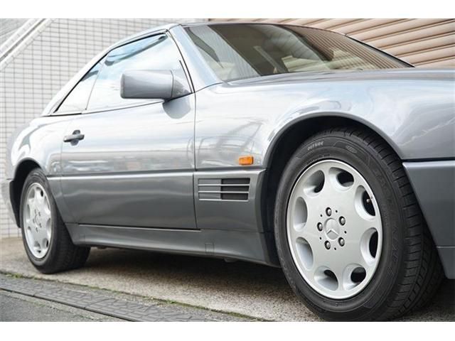 MERCEDES BENZ SL CLA 1993 Image 31