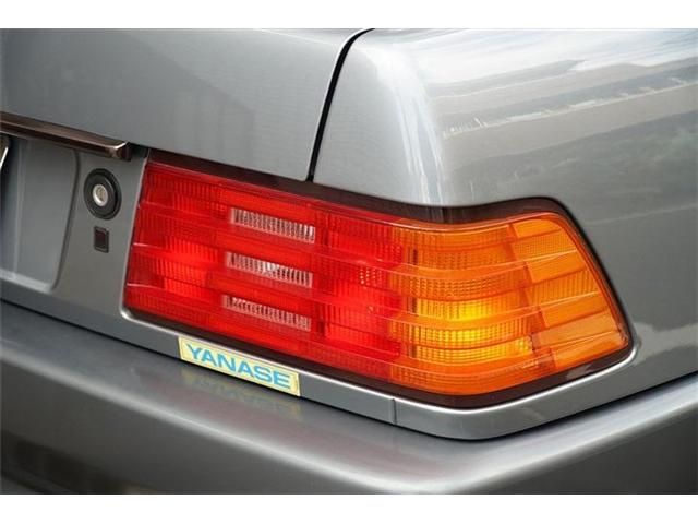 MERCEDES BENZ SL CLA 1993 Image 31