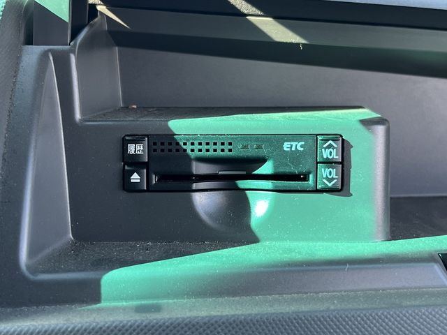 TOYOTA ESTIMA 2011 Image 31