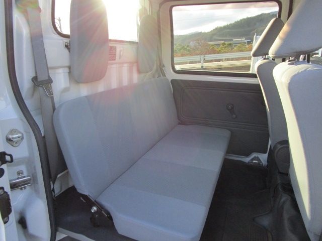 DAIHATSU HIJET DECKVAN 4WD 2013 Image 31