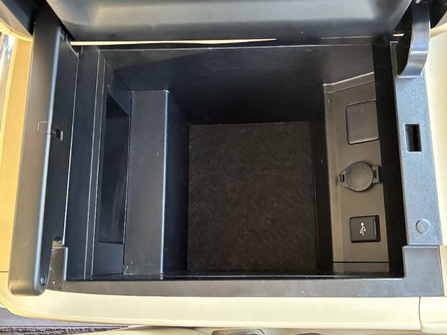 TOYOTA ALPHARD HYBRID 4WD 2020 Image 31