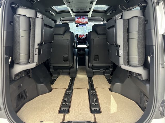 TOYOTA ALPHARD HYBRID 4WD 2024 Image 31