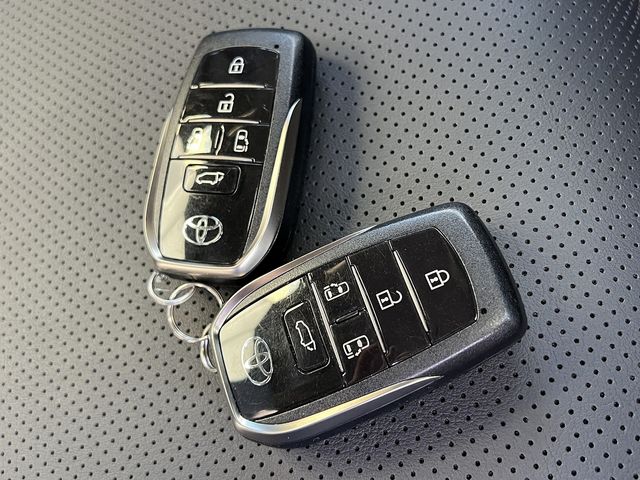 TOYOTA ALPHARD HYBRID 4WD 2024 Image 31