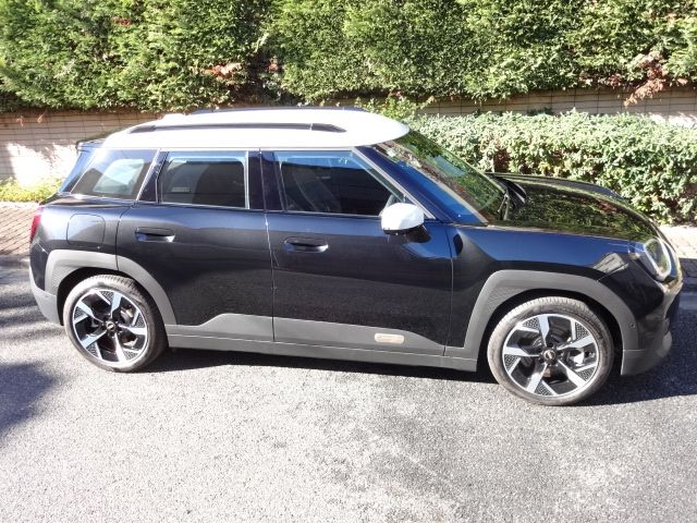 BMW MINI ACEMAN 2025 Image 31