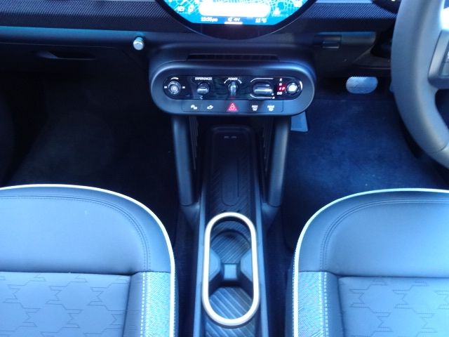 BMW MINI ACEMAN 2025 Image 31