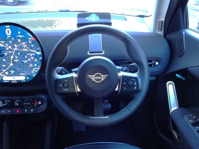 BMW MINI ACEMAN 2025 Image 31