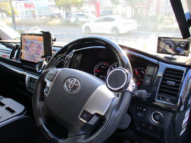 TOYOTA HIACE WAGON 2018 Image 31