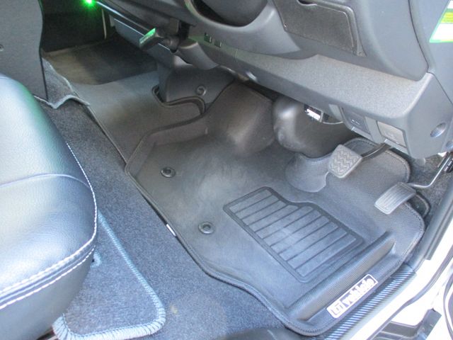 TOYOTA HIACE WAGON 2018 Image 31