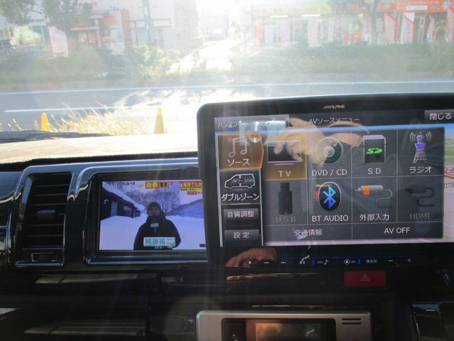 TOYOTA HIACE WAGON 2018 Image 31