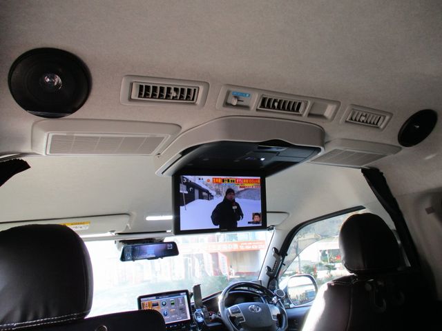 TOYOTA HIACE WAGON 2018 Image 31