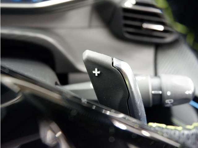 PEUGEOT 208 2022 Image 31