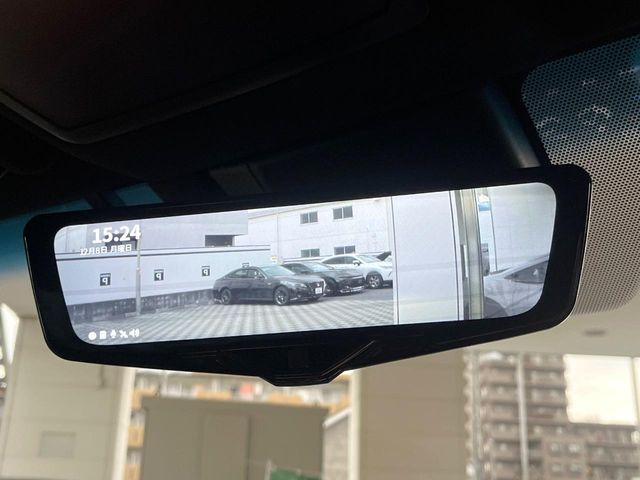 TOYOTA CROWN SEDAN HYBRID 2018 Image 31