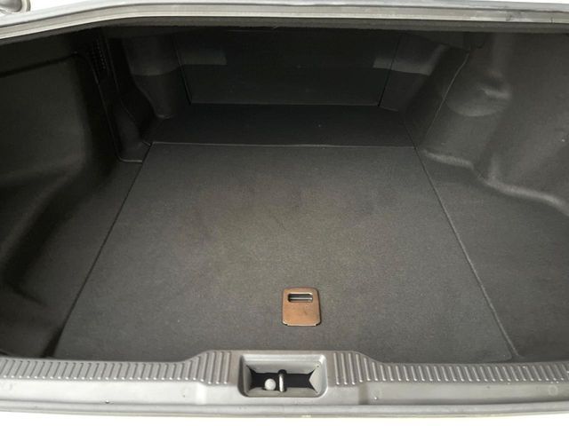 TOYOTA CROWN SEDAN HYBRID 2018 Image 31