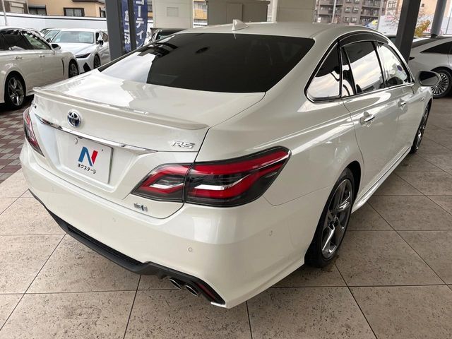 TOYOTA CROWN SEDAN HYBRID 2018 Image 31