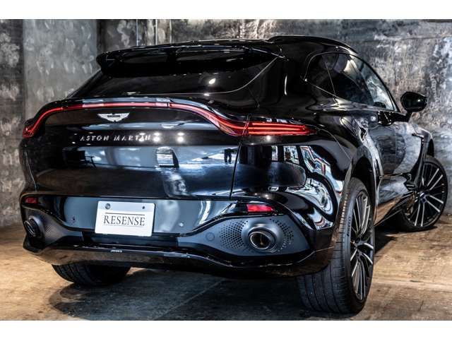 ASTON MARTIN SUV 2024 Image 31