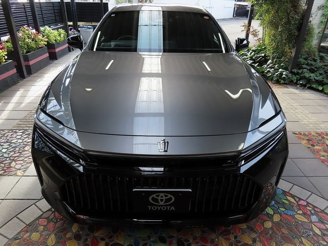 TOYOTA CROWN SEDAN HYBRID 2025 Image 31