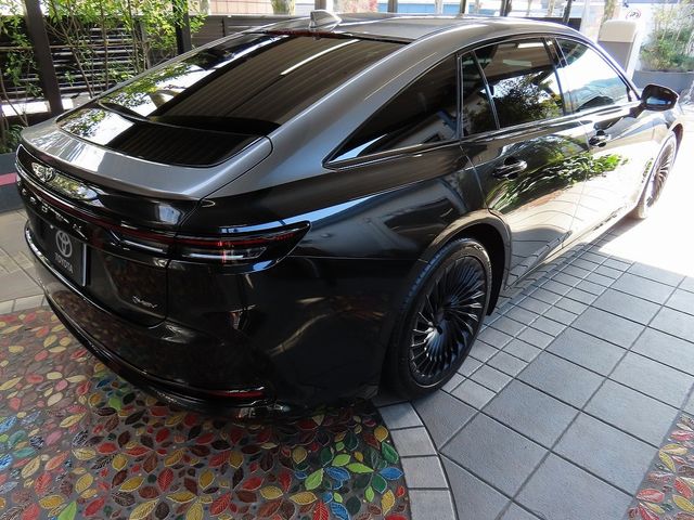 TOYOTA CROWN SEDAN HYBRID 2025 Image 31