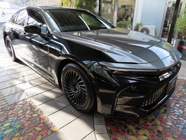 TOYOTA CROWN SEDAN HYBRID 2025 Image 31