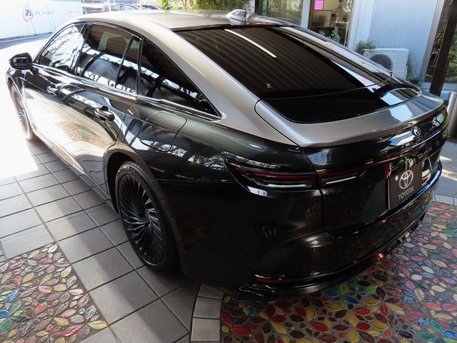 TOYOTA CROWN SEDAN HYBRID 2025 Image 31