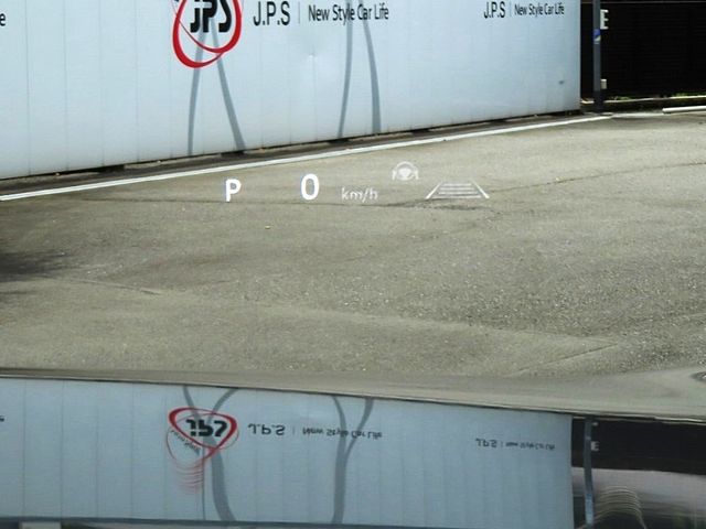 TOYOTA CROWN SEDAN HYBRID 2025 Image 31