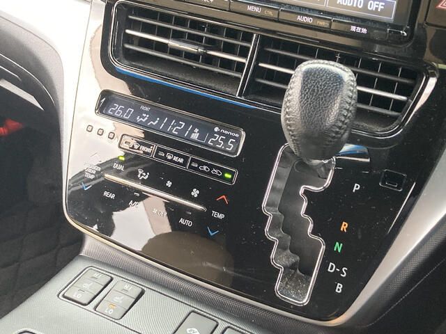 TOYOTA ESTIMA HYBRID 4WD 2016 Image 31