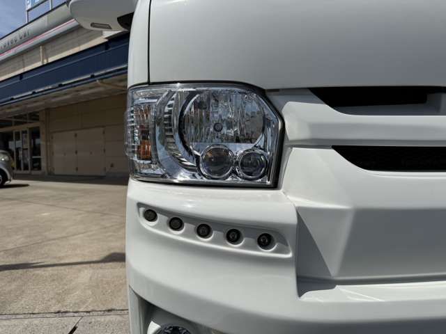TOYOTA HIACE VAN 2WD 2016 Image 31