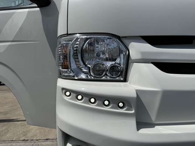TOYOTA HIACE VAN 2WD 2016 Image 31