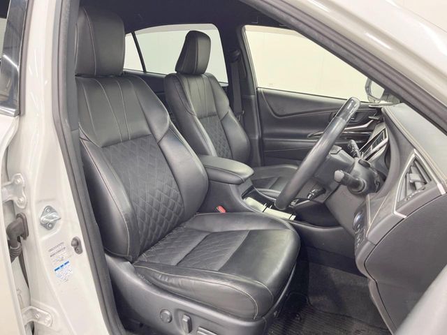 TOYOTA HARRIER HYBRID 2019 Image 31