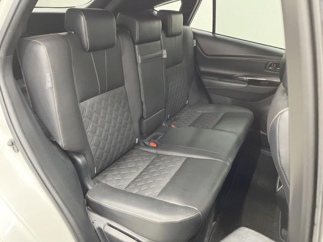 TOYOTA HARRIER HYBRID 2019 Image 31