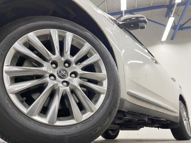 TOYOTA HARRIER HYBRID 2019 Image 31