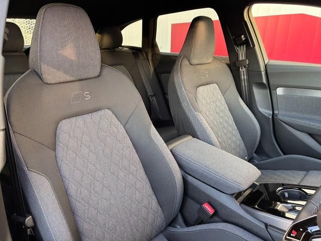 AUDI A5 AVANT 2025 Image 31