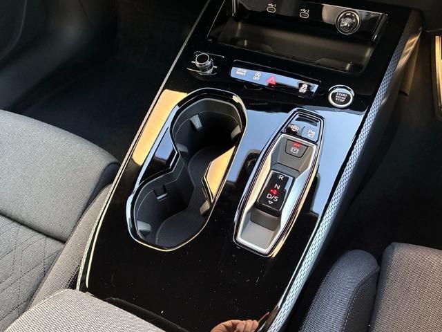 AUDI A5 AVANT 2025 Image 31