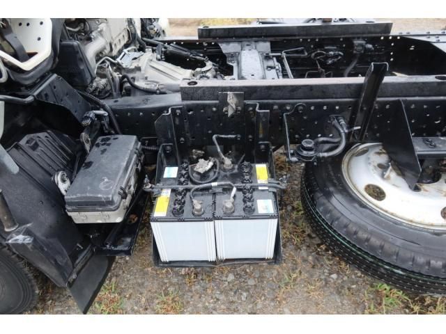 ISUZU ELF 2017 Image 31