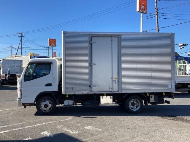MITSUBISHI CANTER 2018 Image 31