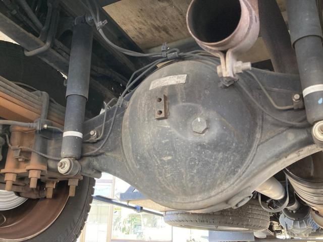 MITSUBISHI CANTER 2018 Image 31