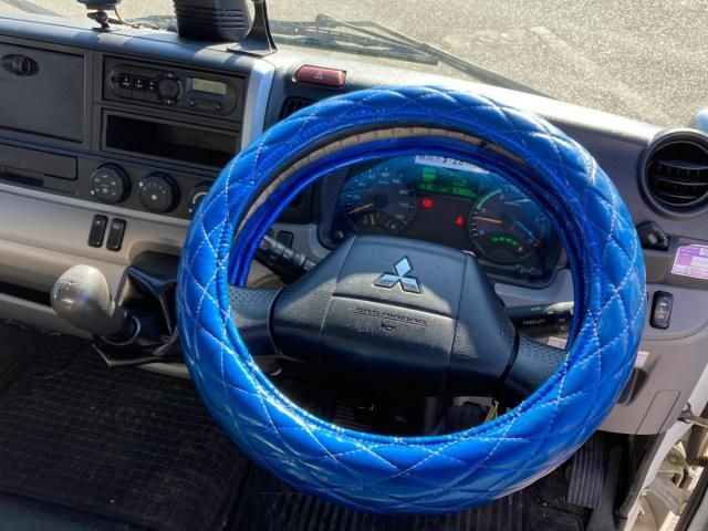 MITSUBISHI CANTER 2018 Image 31