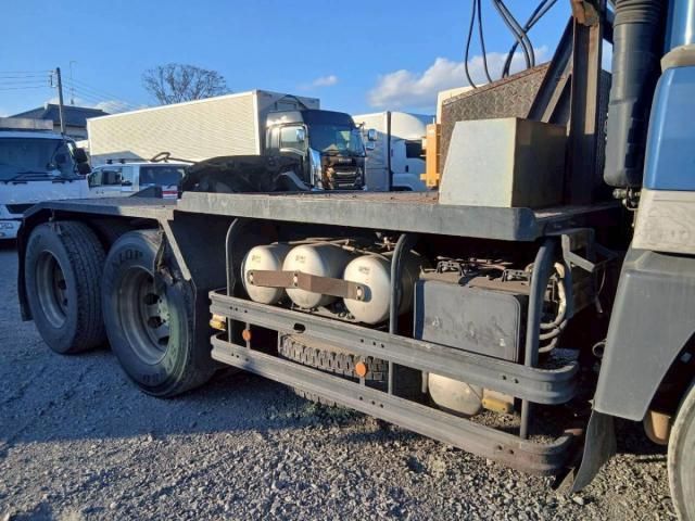 MITSUBISHI FUSOU SUPER GREAT 2014 Image 31