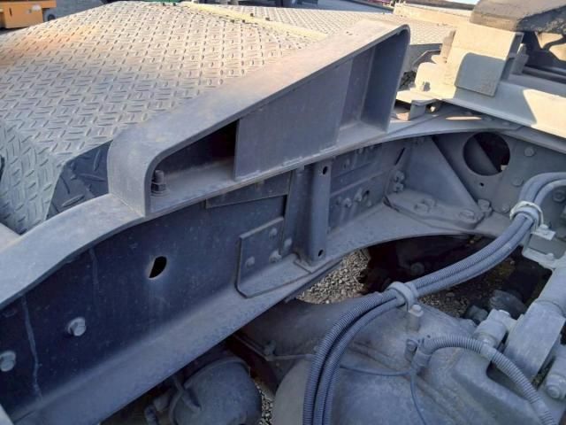 MITSUBISHI FUSOU SUPER GREAT 2014 Image 31