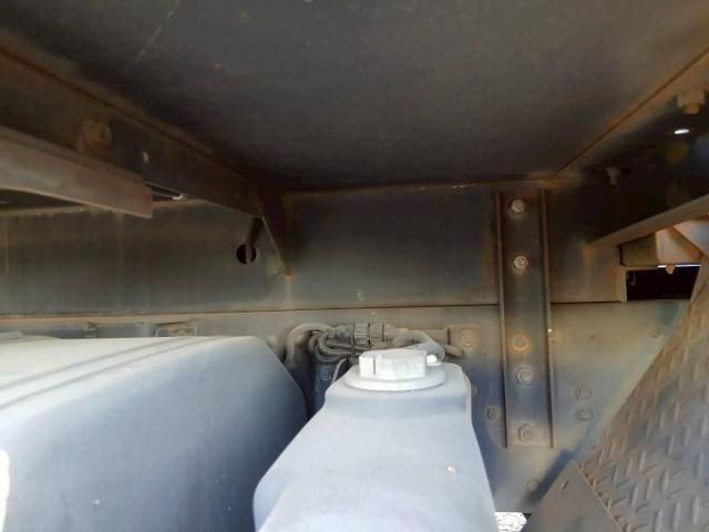 MITSUBISHI FUSOU SUPER GREAT 2014 Image 31