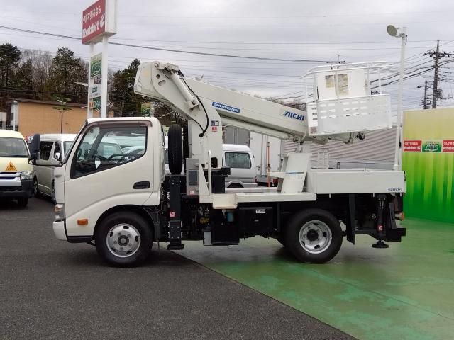 HINO DUTRO 2015 Image 31