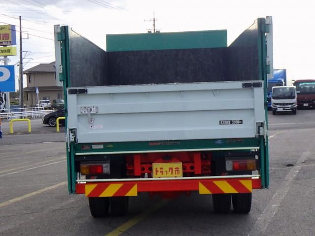 HINO DUTRO 2019 Image 31