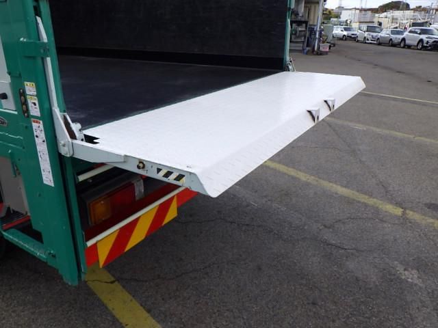 HINO DUTRO 2019 Image 31