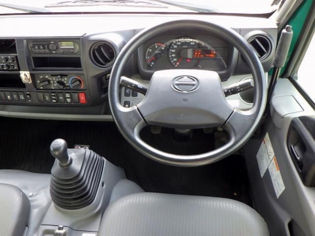 HINO DUTRO 2019 Image 31