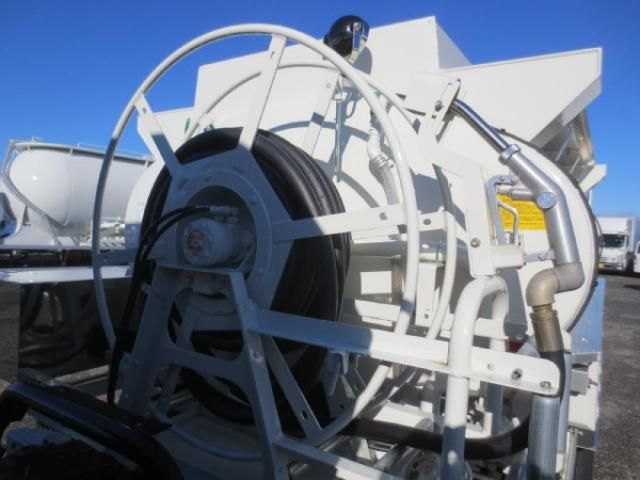 HINO DUTRO 2024 Image 31