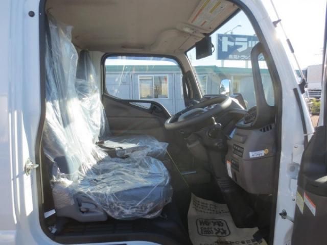 HINO DUTRO 2024 Image 31